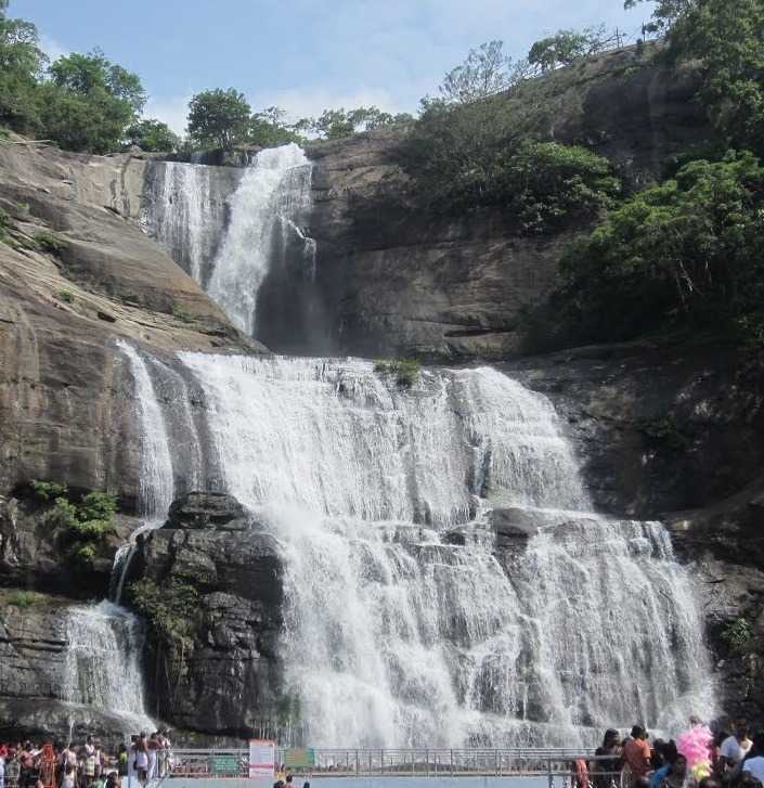 Kutralam Falls / Courtallam Falls