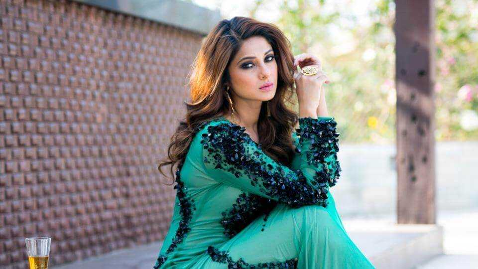 Jennifer Winget Wiki, Biography, Age, TV Shows, Movies, Images