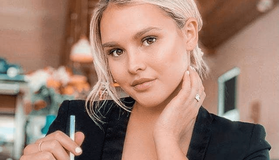 Kinsey Wolanski Wiki, Biography, Age, Movies, Images, Videos & More