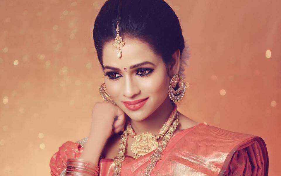 Leesha Eclairs Wiki, Biography, Age, Movies, Serials, Images