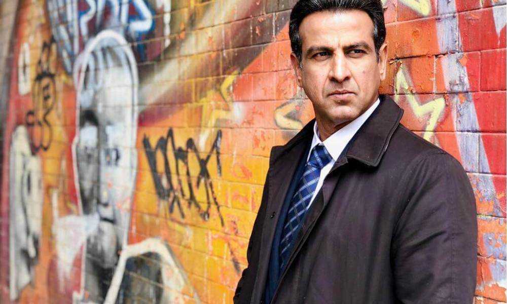Ronit Roy Wiki, Biography, Age, Movies, Family, Images