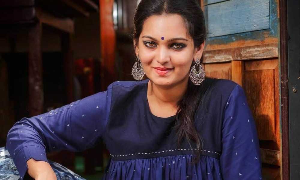 Sanuja Somanath Wiki, Biography, Age, Family, Movies, Images