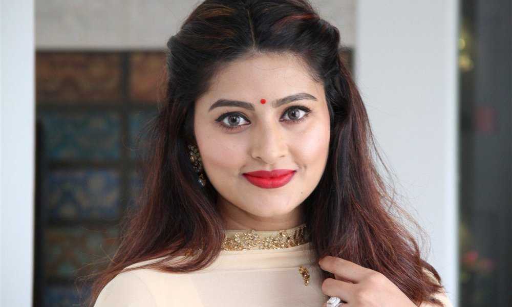 Sneha (Actress) Wiki, Biography, Age, Images, Movies