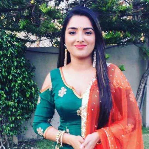 Amrapali Dubey Wiki, Biography, Age, Family, Movies, Images