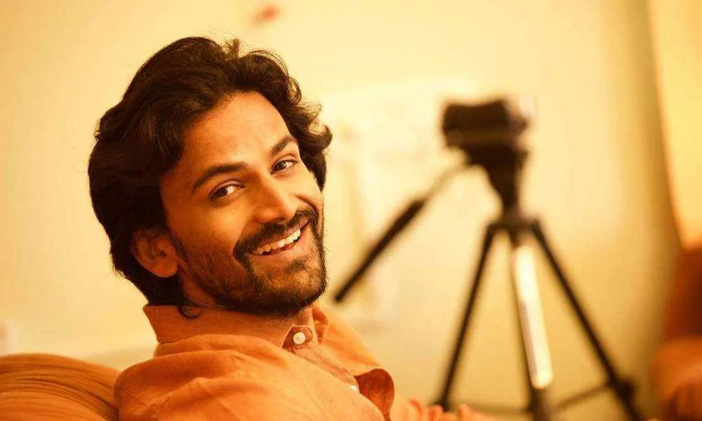 Dhananjay (Actor) Wiki, Biography, Age, Movies, Family, Images