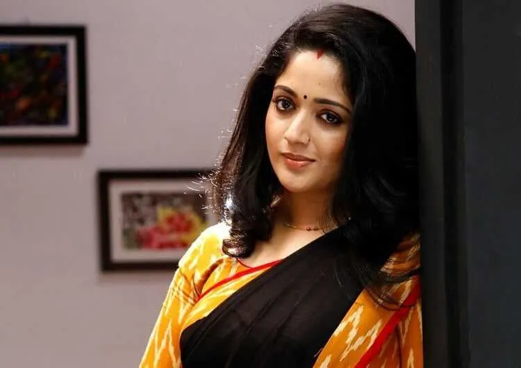 Kavya Madhavan Wiki, Biography, Age, Movies List, Family, Images